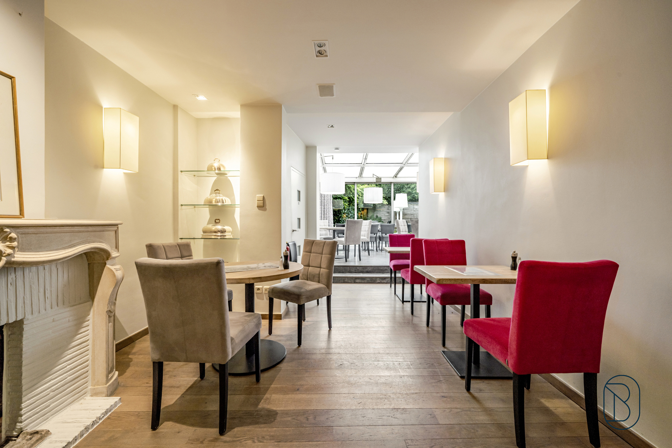 Mooi ingerichte horecazaak met terras en 2 woonsten! - foto 5