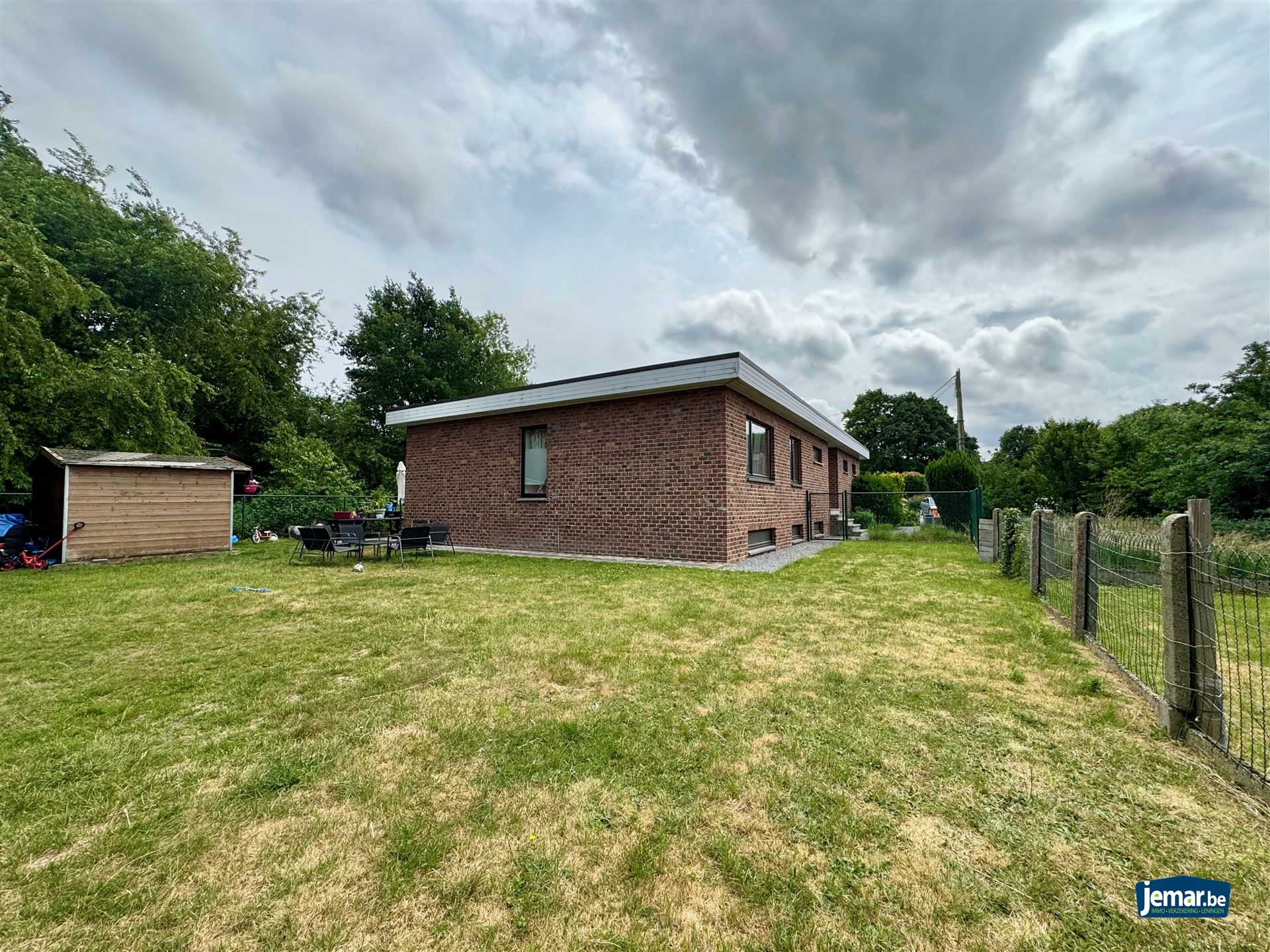 Ruime gezinswoning met 5 slaapkamers - foto 3