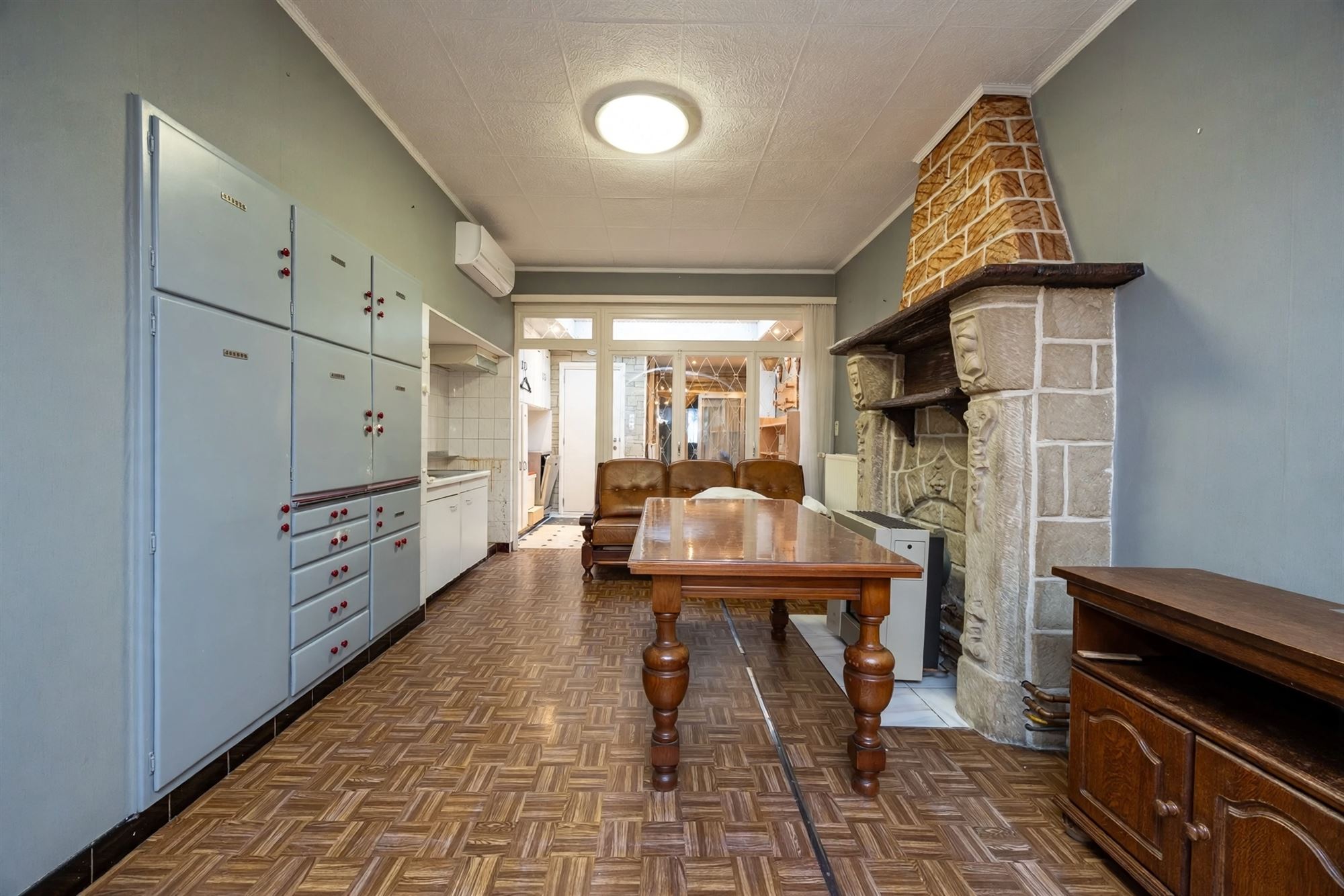 Gezinswoning met twee slaapkamers en tuin - foto 2
