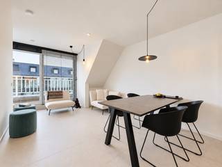 Instapklaar appartement in een kleinschalige residentie op korte wandelafstand van de winkelstraat en het strand in Nieuwpoort-Bad.<br />Het appartement omvat een inkomhal met apart toilet, een lichtrijke woonkamer met eetplaats en een open, volledig uitgeruste keuken. Aansluitend bevindt zich het zongerichte terras. Verder beschikt het appartement over een volwaardige slaapkamer en een badkamer met douche, wastafel en handdoekradiator. Daarnaast is er ook een privatieve kelderberging inbegrepen op -2 niveau.<br />Dit appartement is ideaal als tweede verblijf aan zee of als interessante investering.