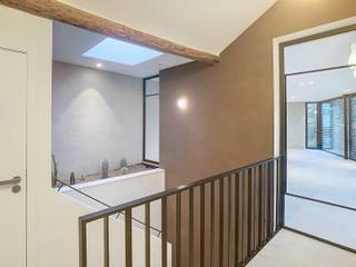 Ce penthouse exclusif bénéficie d'un emplacement exceptionnel où calme, nature et accessibilité se marient à la perfection.La forêt de Meerdaal se...