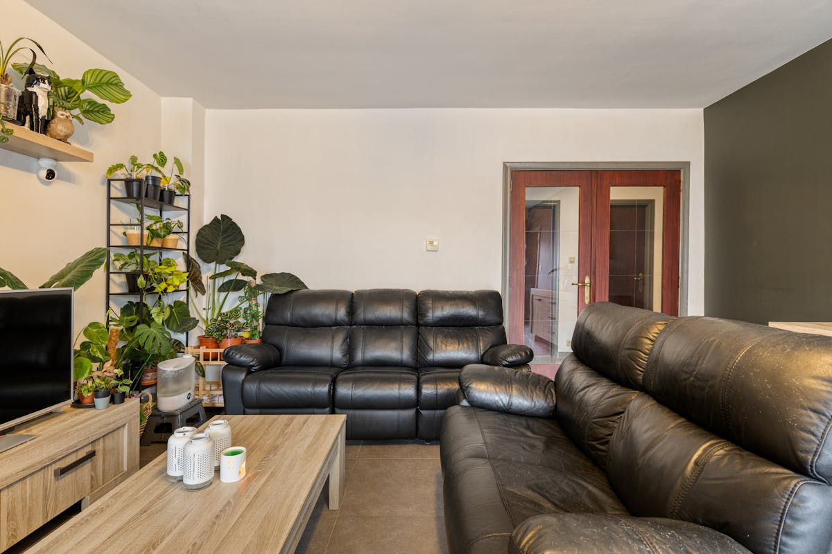 Appartement met 2 slaapkamers en terras te Deurne! - foto 3