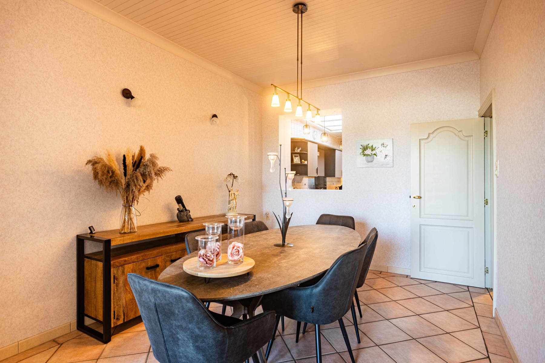 Charmante gezinswoning met 4SLPK en tuin - foto 4