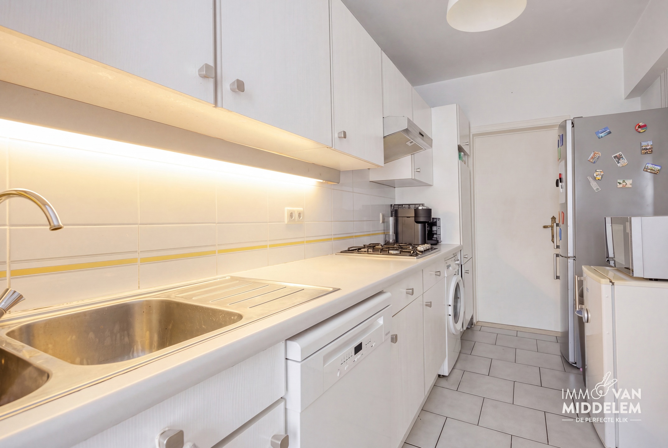 LICHTRIJK 1-SLAAPKAMERAPPARTEMENT MET STAANPLAATS - foto 5