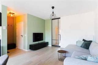 Gezellig en lichtrijk 2 slaapkamer appartement met terras)Een prachtig 2-slaapkamer appartement welke recent gerenoveerd is eind 2022 met een...