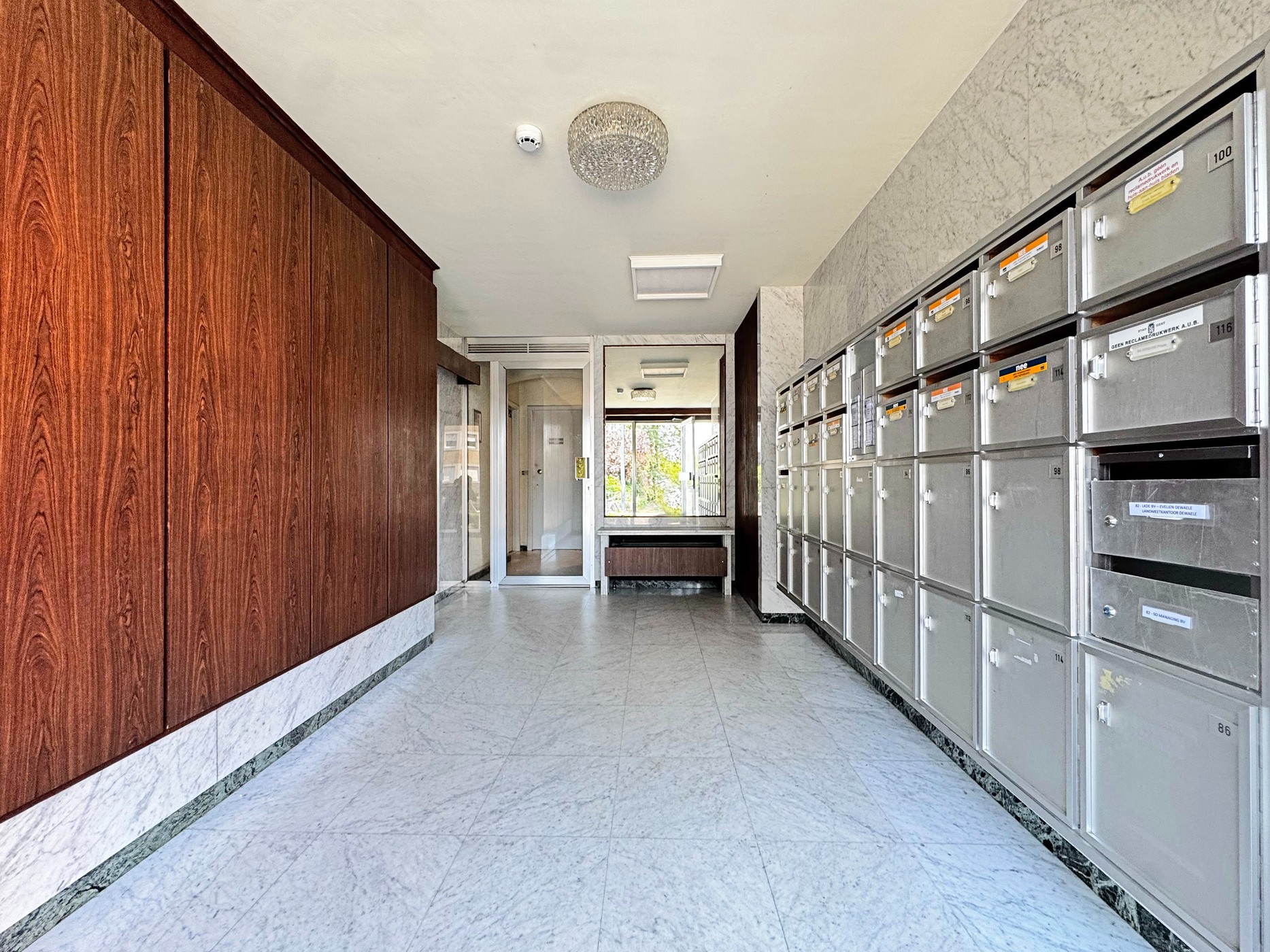 Appartement met terras gelegen tussen de Sterre en Sint-Pietersstation - foto 3