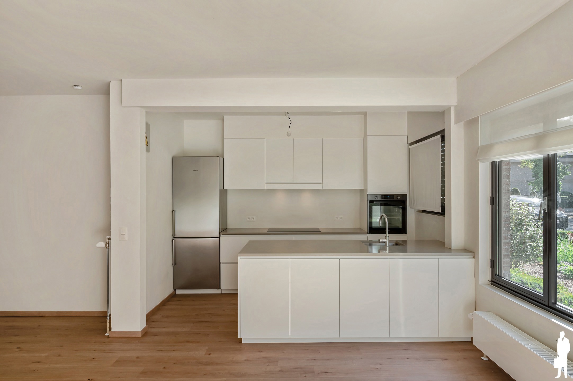 Gelijkvloers appartement van ca. 110m² met 2 slpk, garagebox en tuin - gerenoveerd in 2023 - foto 4