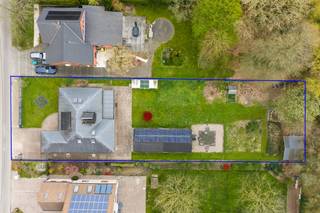 Dit eigendom is gelegen op een unieke locatie te midden van de velden met een rustgevend en landelijk uitzicht. Het eigendom werd volledig...