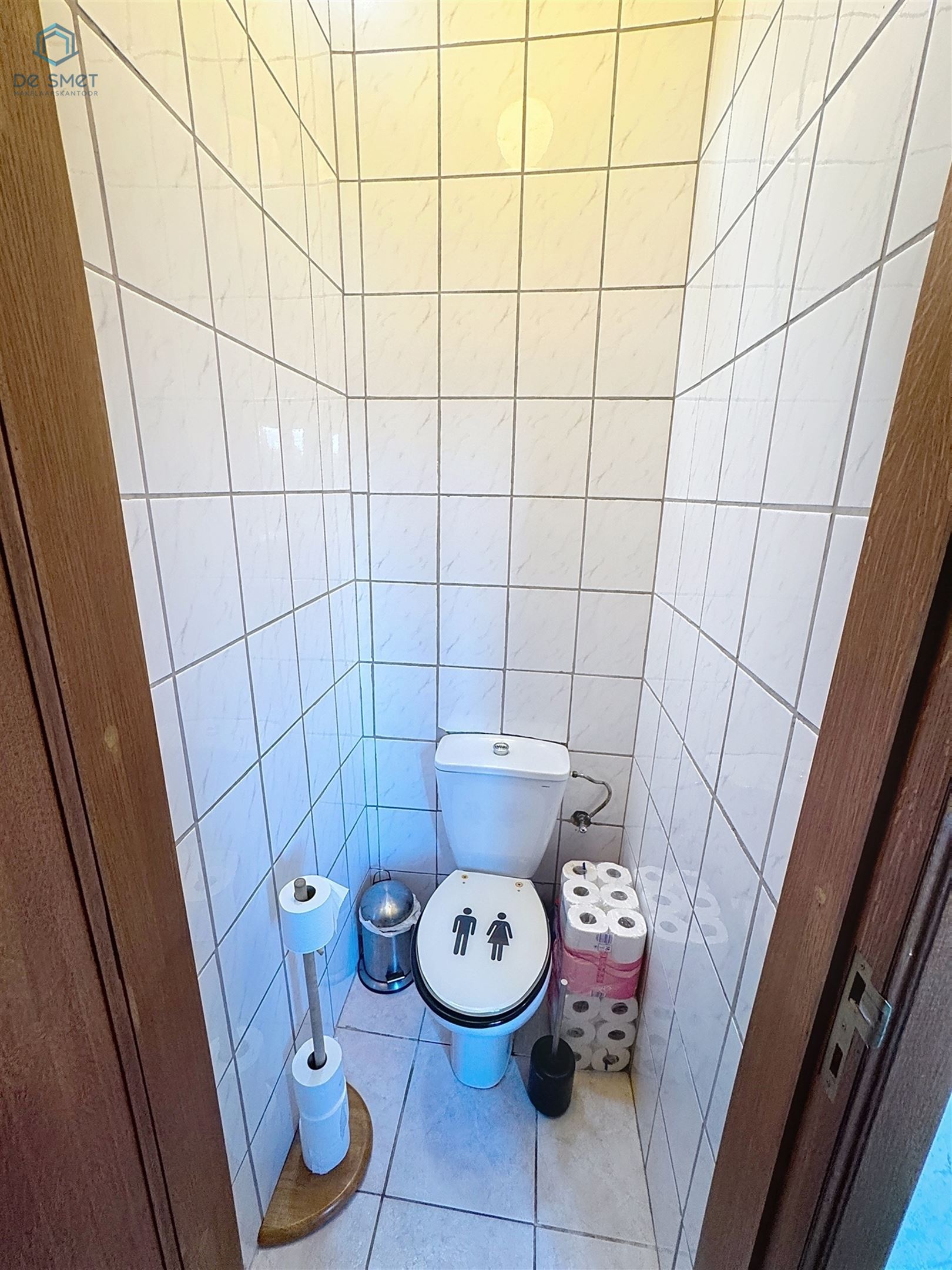 Rustige woning met handelsruimte/loods, 2 slaapkamers en dubbele garage in Beert - foto 5