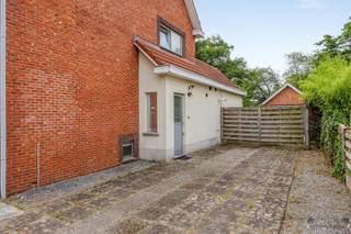 <p><span>Unique opportunity as yield property!</span></p><p><span> </span></p><p><span>Revenue property of 2 apartments in Leopoldsburg for sale. Possibility to buy at 7% registration duties provided the fiscal conditions are respected. </span></p><p><span>The apartments are leased to Wonen in Limburg or WIL. It gives you as an investor a monthly payment </span></p><p><span> </span></p><p><span>Apartment 1</span></p><p><span>A ground floor apartment va, +/- 79m² with guest toilet, entrance hall, open living space and kitchen, basement, bathroom installed with shower and sink and 1 bedroom. Includes garage and beautiful south facing garden.</span></p><p><span> </span></p><p><span>Apartment 2</span></p>
