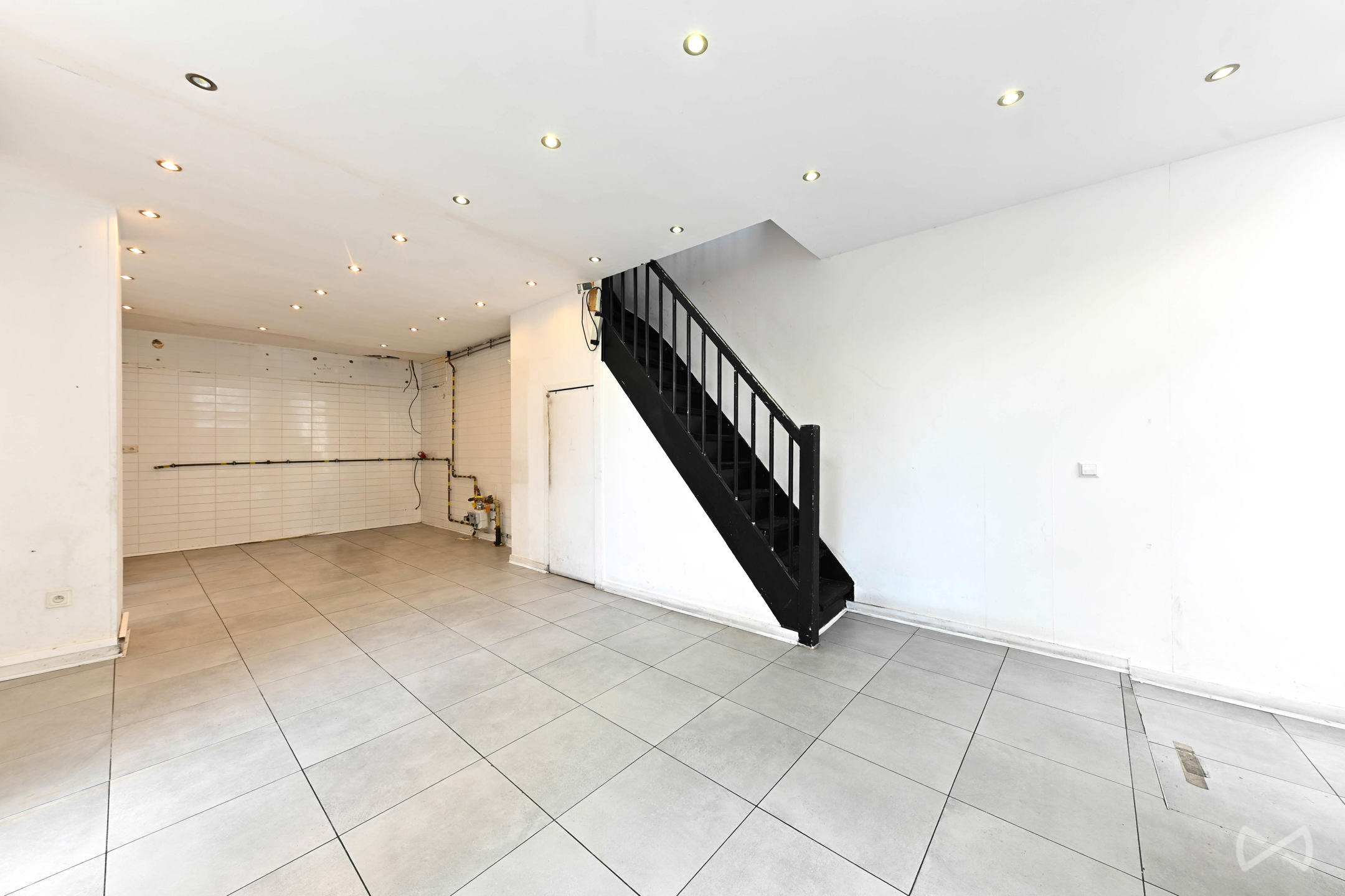 Uitzonderlijk commercieel hoekpand op toplocatie in Leuven - foto 4