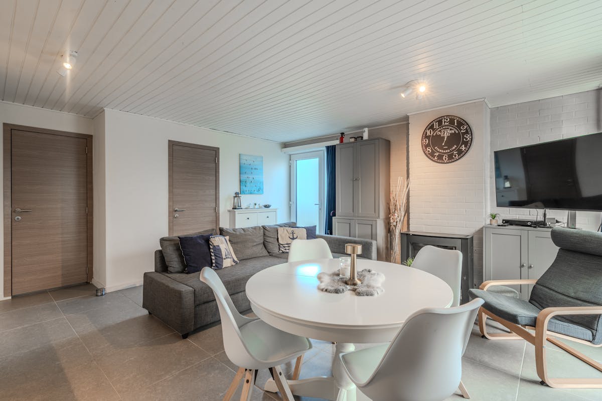 Quietly located holiday home with garden for sale in Westende! - photo 4