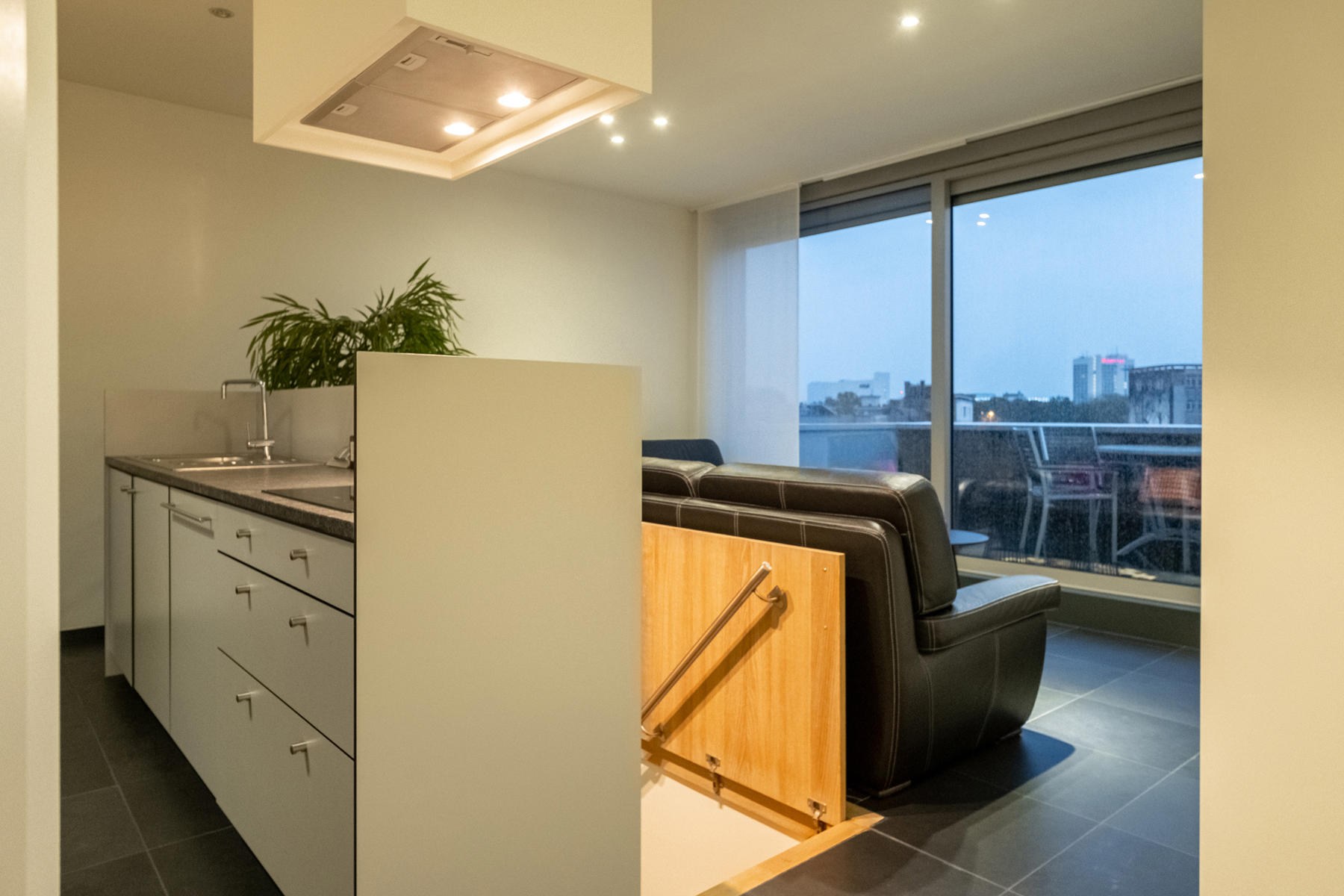 Apartment for rent in Antwerp with 2 bedrooms - photo 4