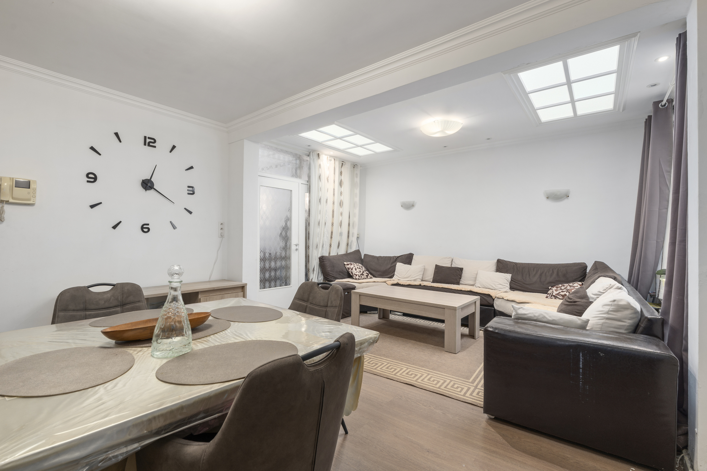 Ruim huis met 6 slaapkamers in centrum Lebbeke - foto 4