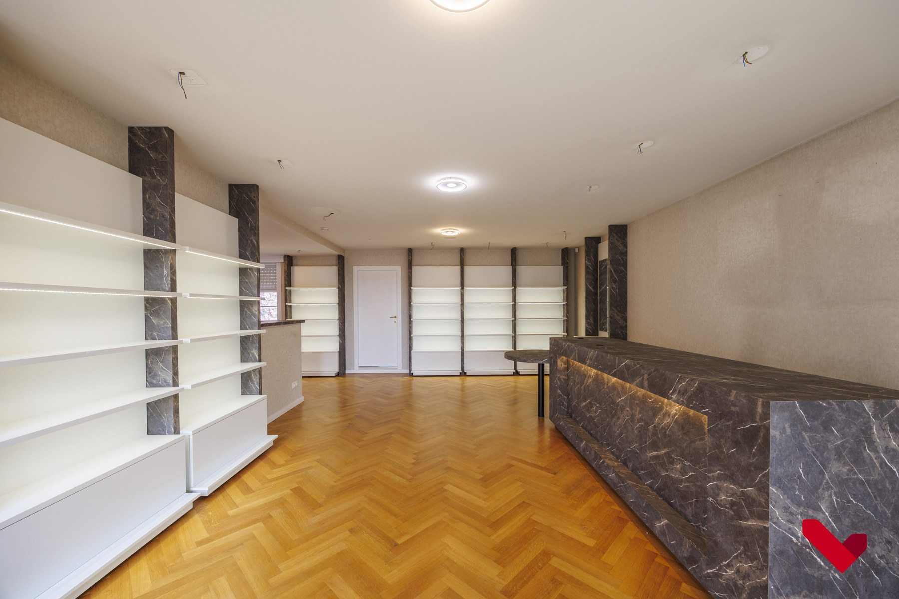 Exclusieve commerciële villa met mogelijkheden op toplocatie - foto 2