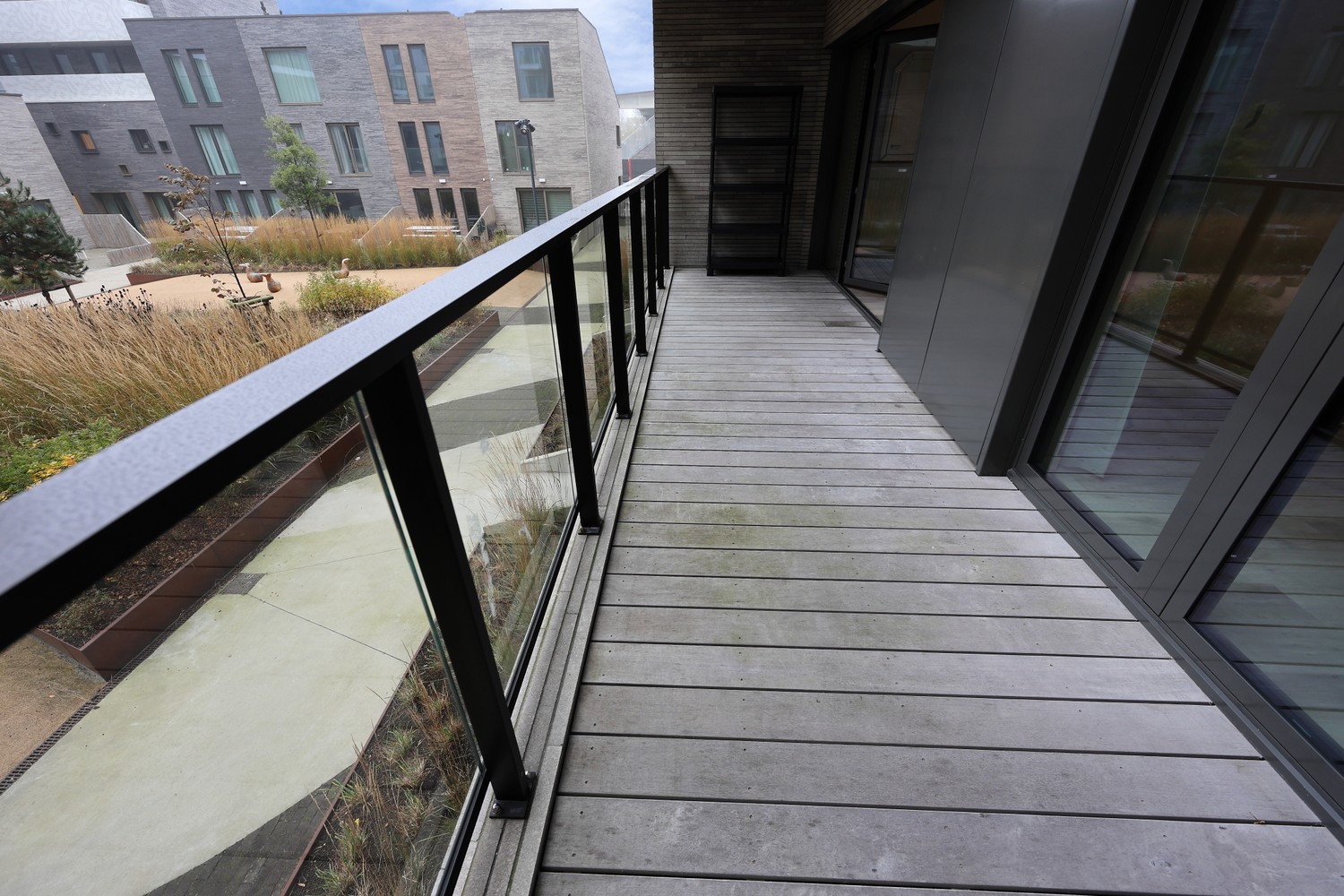 Moderne serviceflat met 1 slaapkamer in nieuwbouwcomplex - Residentie O'Sea - foto 4