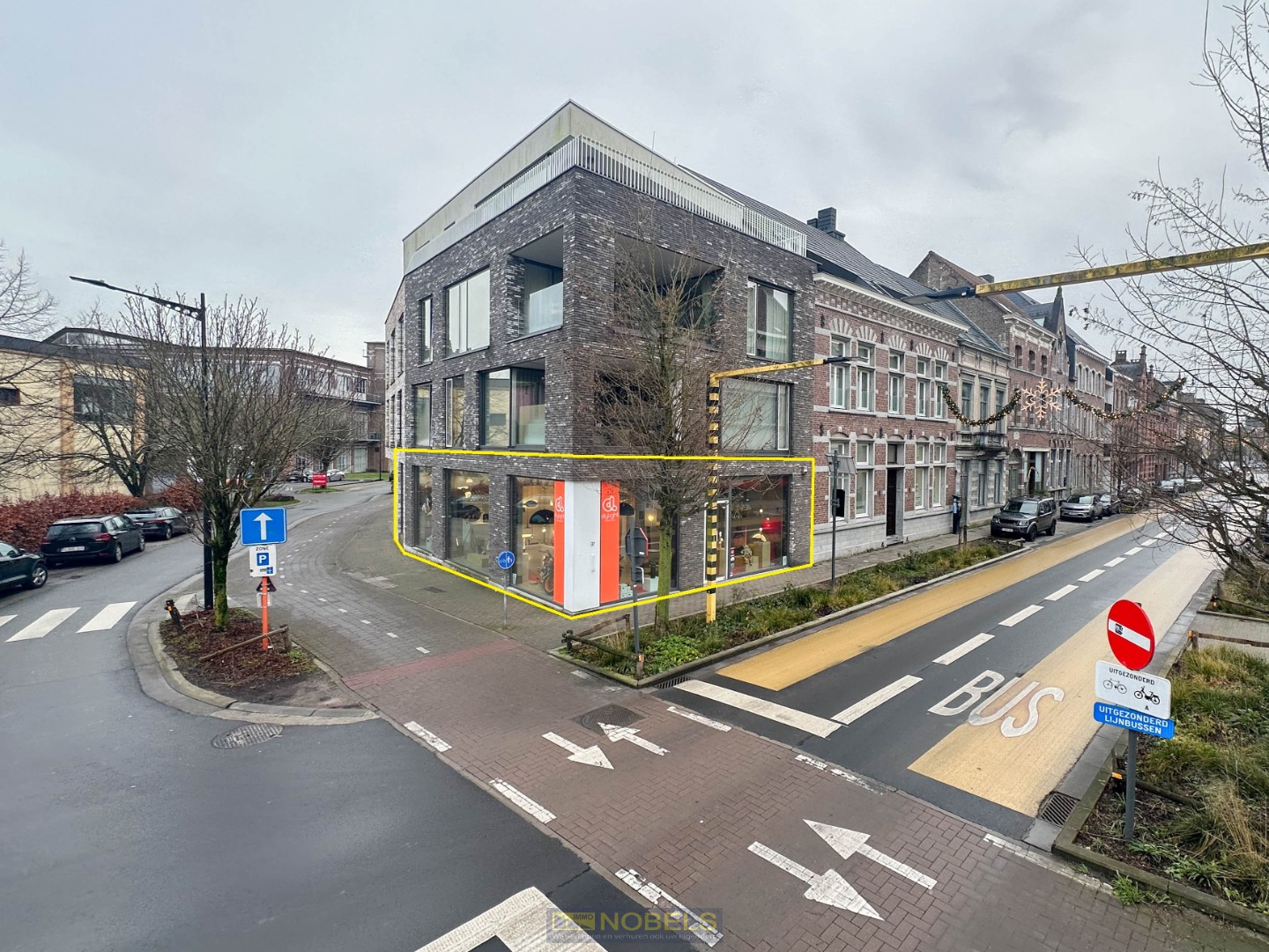 Te koop, polyvalente, commerciële eigendom (185M²) pal in centrum Oudenaarde - photo 1