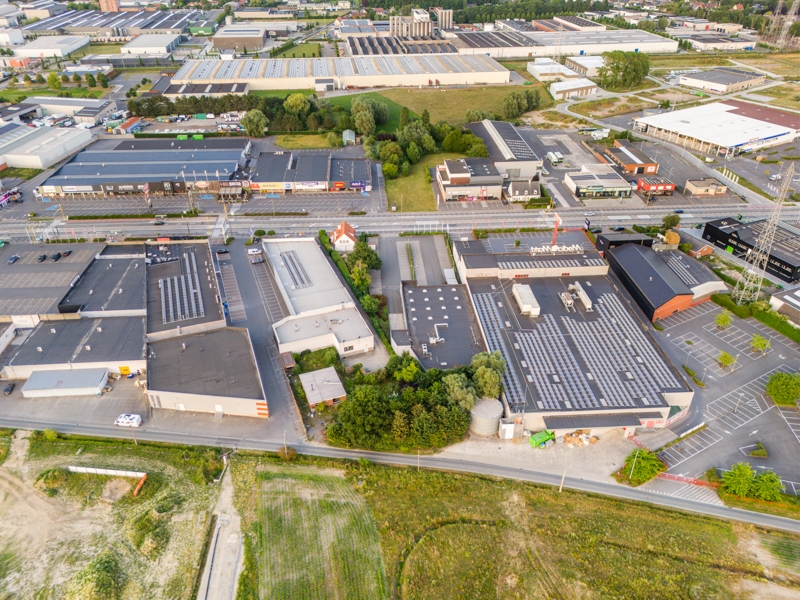 Roeselare-Brugsesteenweg. BOUWGROND + VERGUNDE PLANNEN voor  het bouwen van LOODS 486m2 &amp; LOFT.  Unieke ontwikkelingszone op uitstekende ligging.  Perceel / tuin inclusief +/- 1080 m2. - foto 4