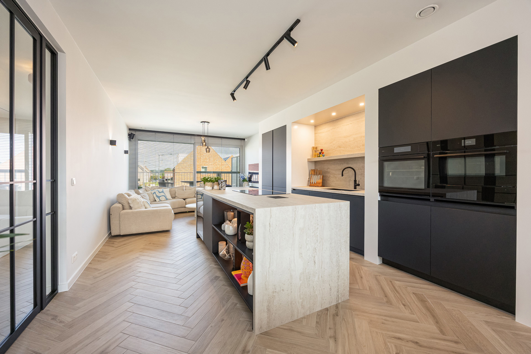 HIGH-END APPARTEMENT MET 2 TERRASSEN - foto 3