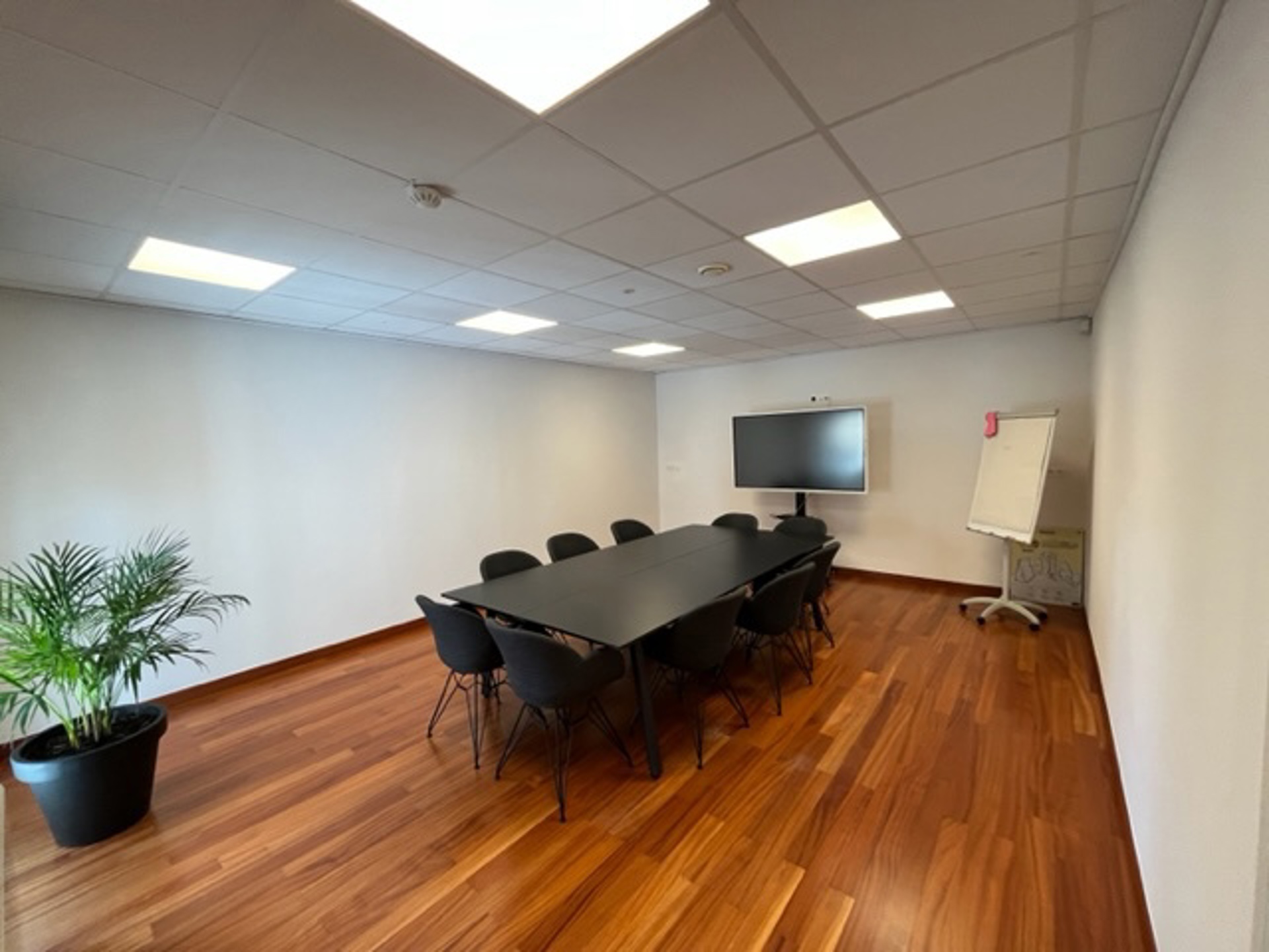 Commercial à louer à Waremme - photo 4