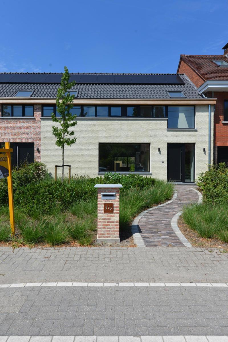 Stijl, ruimte en duurzaamheid perfect verenigd in deze instapklare topwoning. - foto 2
