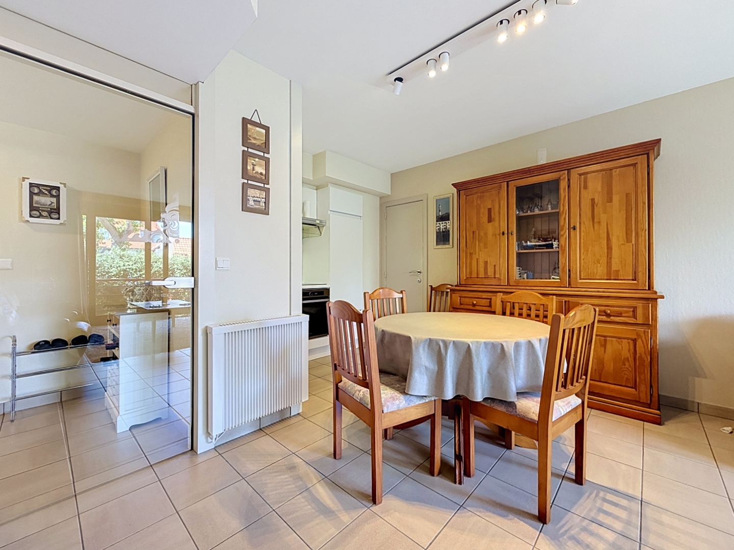 Appartement prêt à emménager avec place de parking près de la plage à Nieuport - photo 5