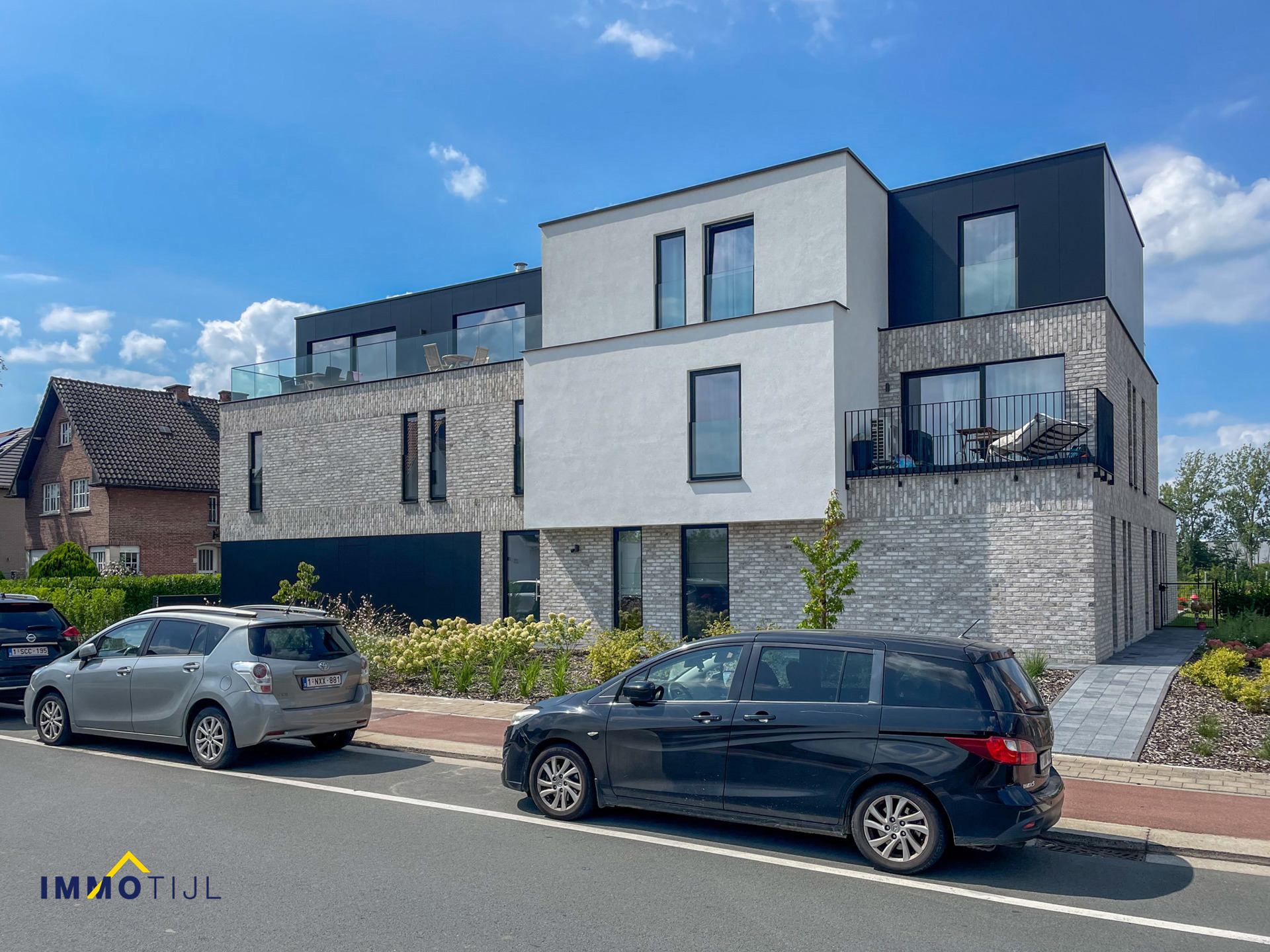 Garage for rent in Aalst - photo 2