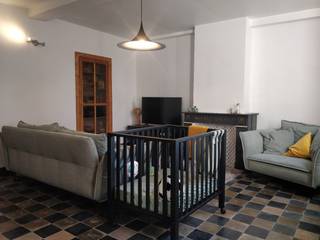 Deze prachtige rijwoning in Lokeren is de perfecte plek voor een gezin. De woning heeft een gezellige woonkamer, een keuken met eetplaats. Met 3...