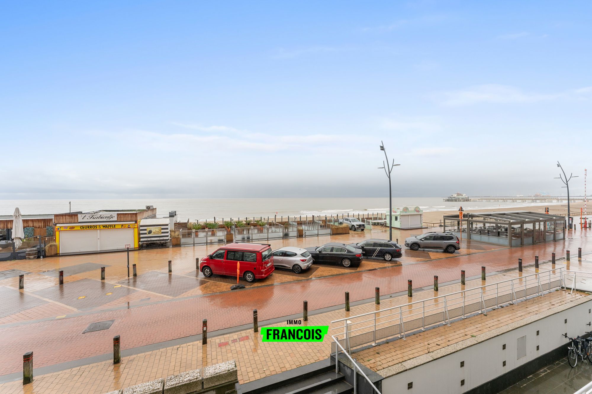 Ruim appartement met zeezicht op de Zeedijk in Blankenberge - foto 2