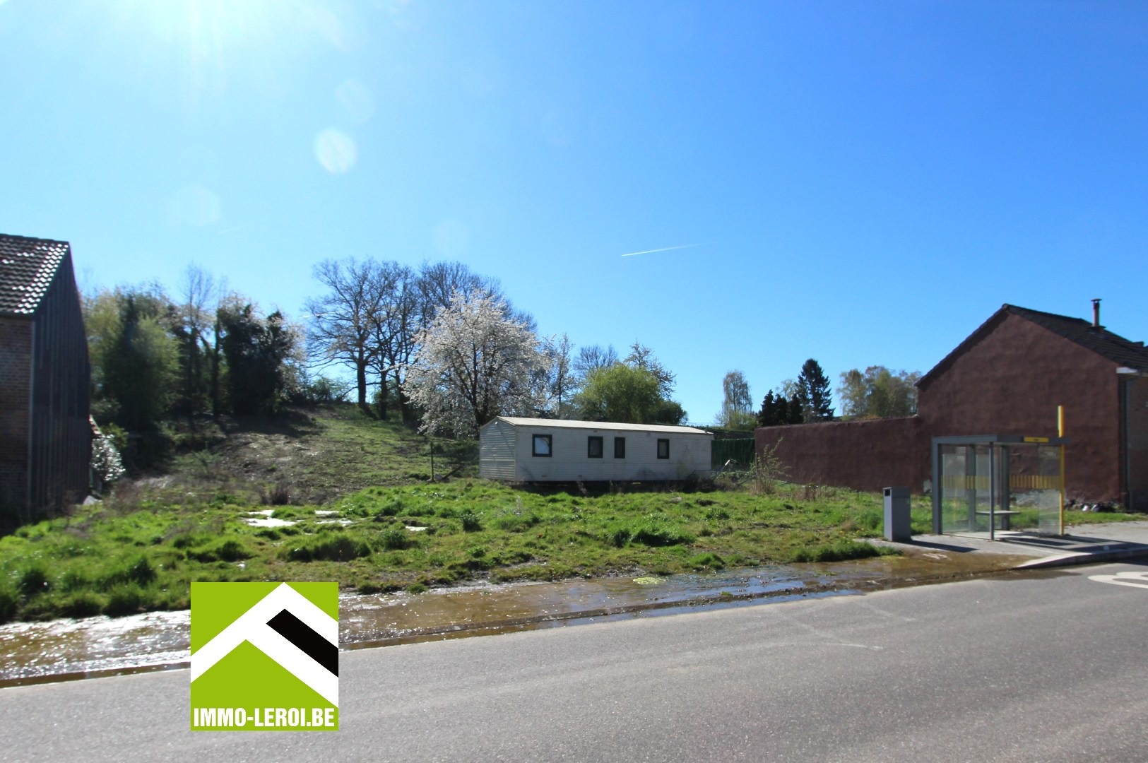 Groot perceel bouwgrond voor 2 woningen in HOB - foto 1