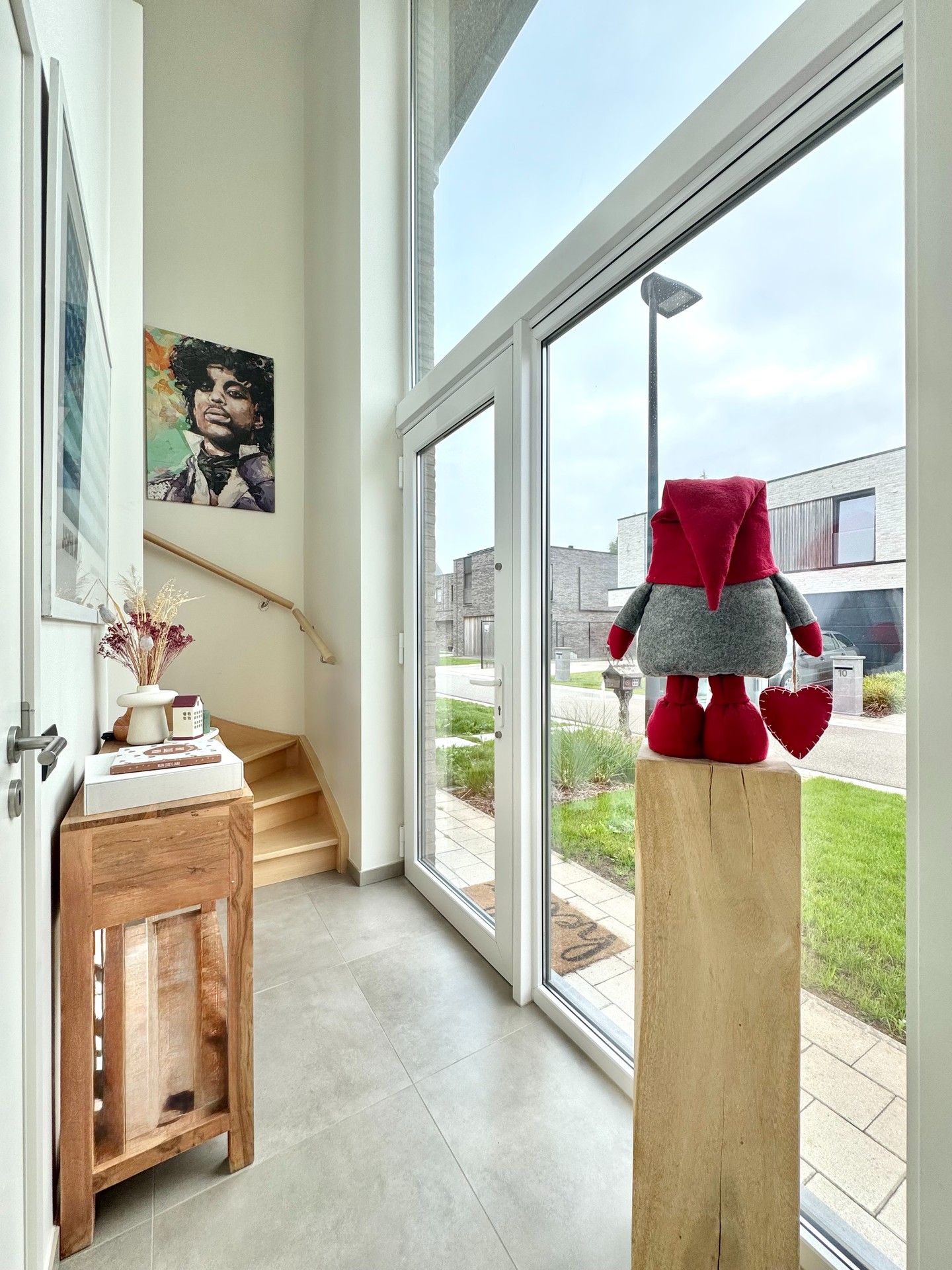 MODERNE HALFOPEN WONING MET 3 KAMERS, TUIN & CARPORT - foto 3