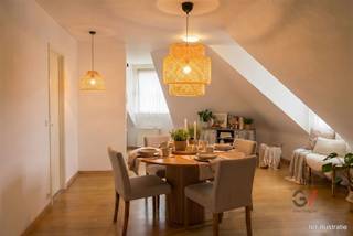 Au cœur de Diest se trouve cet agréable et spacieux appartement en duplex.L'appartement dispose de deux chambres à coucher, d'une salle de bains,...