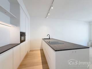 Luxueus gelijkvloers appartement met ruime zonnige tuin in de geliefde Vogeltjeswijk. Dit volledig gerenoveerde gelijkvloerse appartement...
