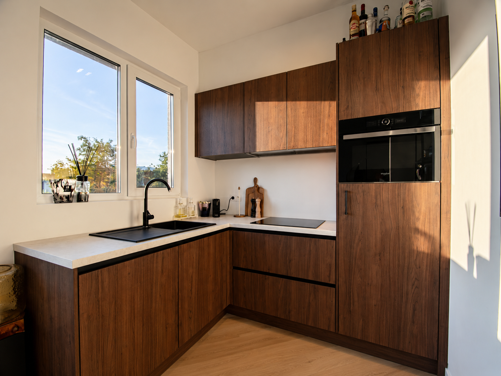 STIJLVOL GERENOVEERD APPARTEMENT MET GARAGE NABIJ FORT V - foto 4