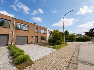 MAIL NAAR CHADIA@WIJSVASTGOED.BE VOOR EEN BEZOEKAANVRAAG - TELEFONISCH WORDEN ER GEEN BEZOEKEN INGEPLAND !Op zoek naar een gezellige woning in een...