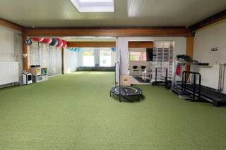 Wenst u uw eigen zaak te starten of bent u op zoek naar een mooie investering?Dit prachtig handelshuis in Haasrode (Oud-Heverlee) is een droom voor...