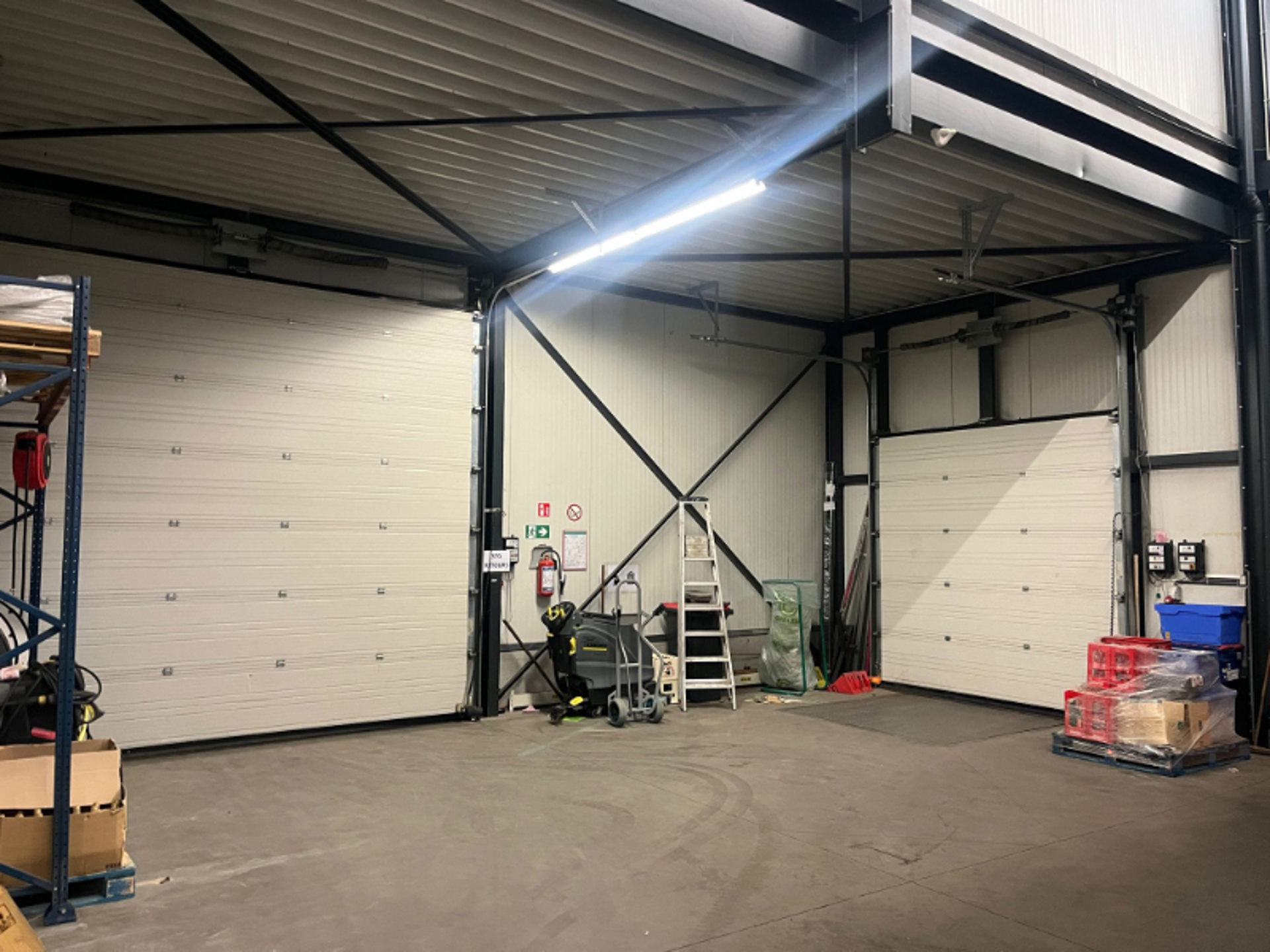 Te huur – Magazijn/bedrijfsgebouw | Bilzen - foto 5