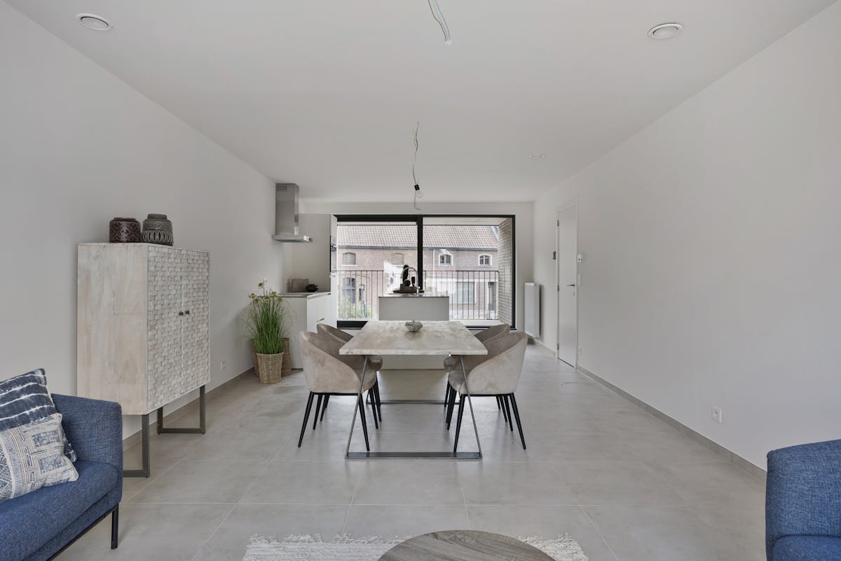 INSTAPKLAAR BEN-APPARTEMENT IN BAZEL MET 3 SLAAPK. + TERRAS - foto 4