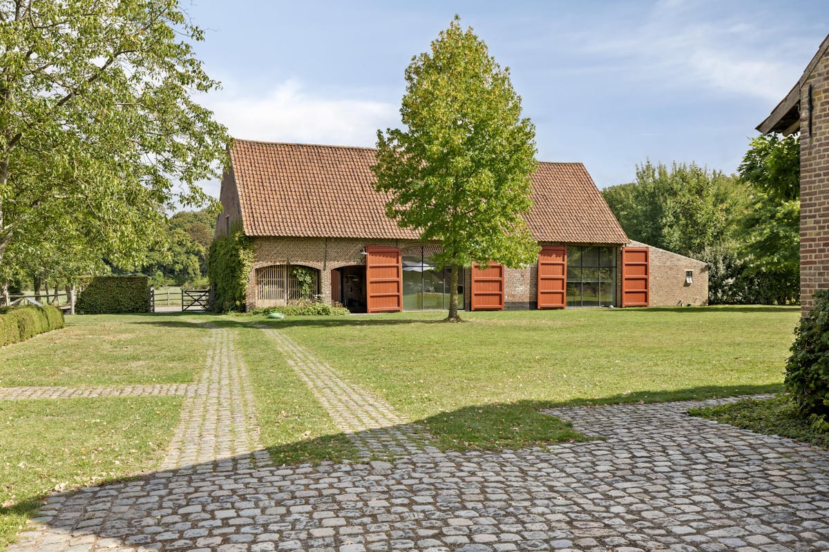 Idyllische hoeve met twee afzonderlijke vakantieverblijven te Beernem - foto 1