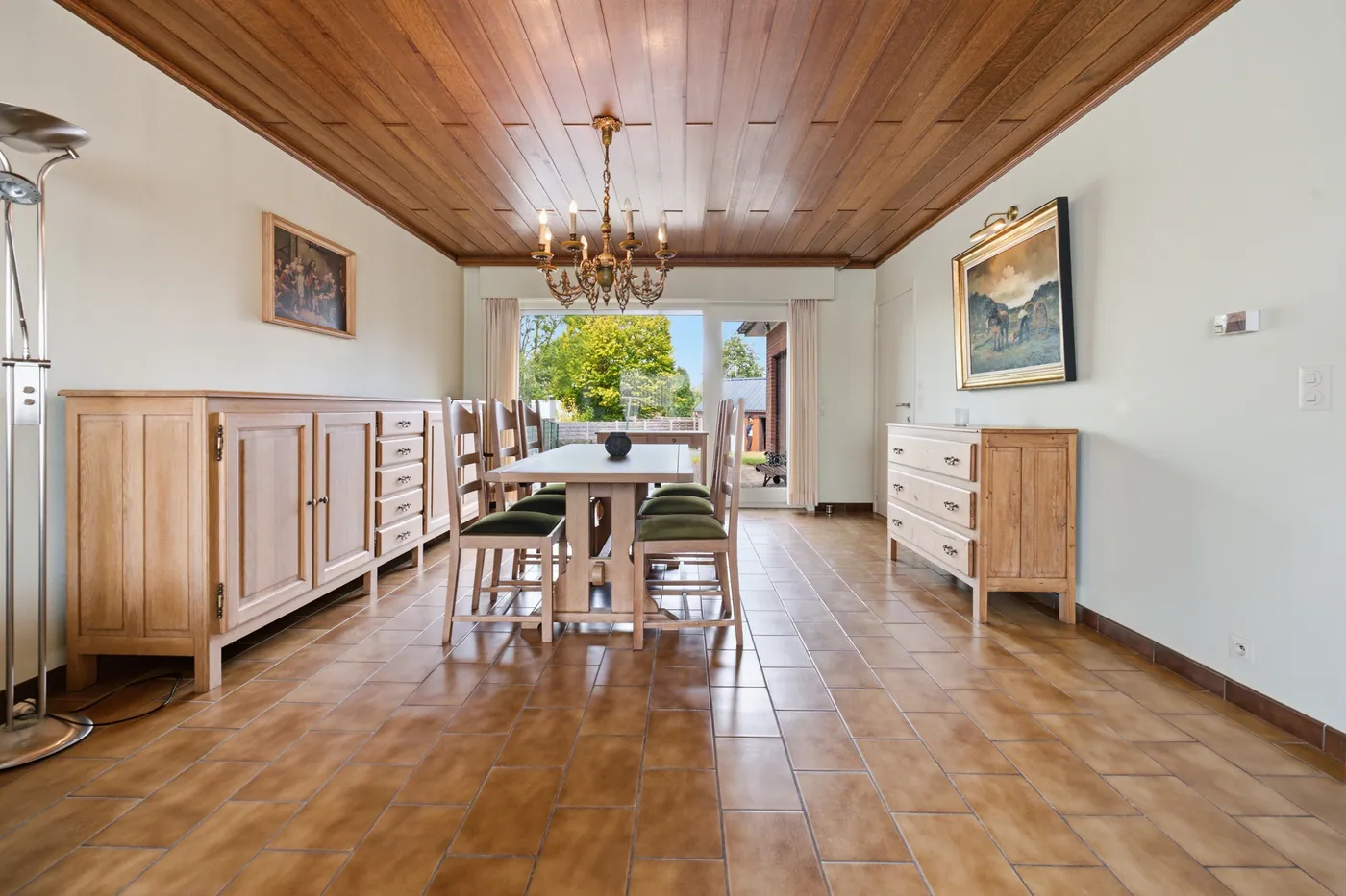 Spacious single-story villa with 1001 possibilities! - photo 5