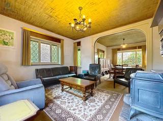 <p><span>This spacious four-bedroom house sits on a 818 m² plot, conveniently located along an access road leading to the centre of Zottegem. With its easy accessibility and large garden, this property offers great potential for anyone looking to transform it into a comfortable family home.</span></p><p><span>The ground floor features an entrance hall, a bright living and dining area, a kitchen with utility room, a bathroom, a separate toilet, and an office with an additional bedroom above. The property also includes a cellar, a garage, and a private driveway.</span></p><p><span>Upstairs, there is a landing and three spacious bedrooms. A fixed staircase leads to the attic, which offers further conversion possibilities.</span></p><p><span>The large rear garden is perfect for those who enjoy outdoor space, gardening, or relaxing in a green environment.</span></p><p><span>Although the house requires renovation (EPC label F), its solid structure, generous plot, and convenient location make it an excellent opportunity for buyers seeking a property with strong potential in Zottegem.</span></p><p><span>Interested? Contact us today to discover the full potential of this home.</span></p>