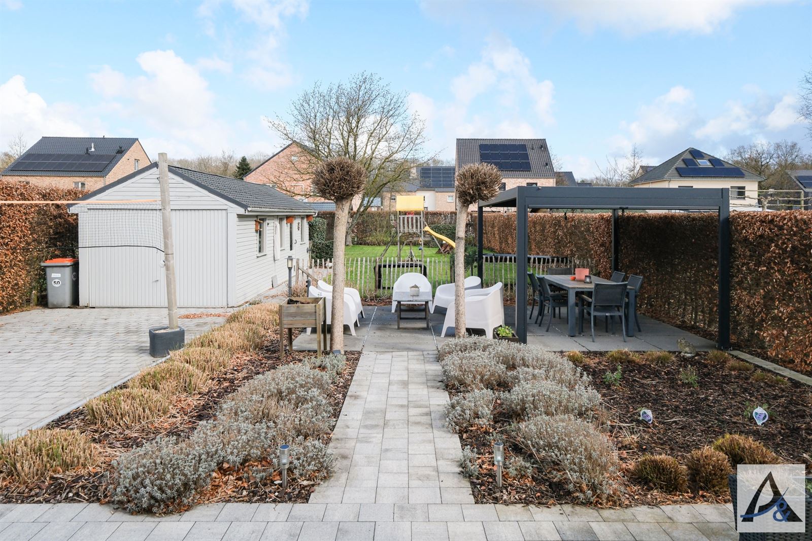 Instapklare eengezinswoning met prachtige tuin! - foto 4