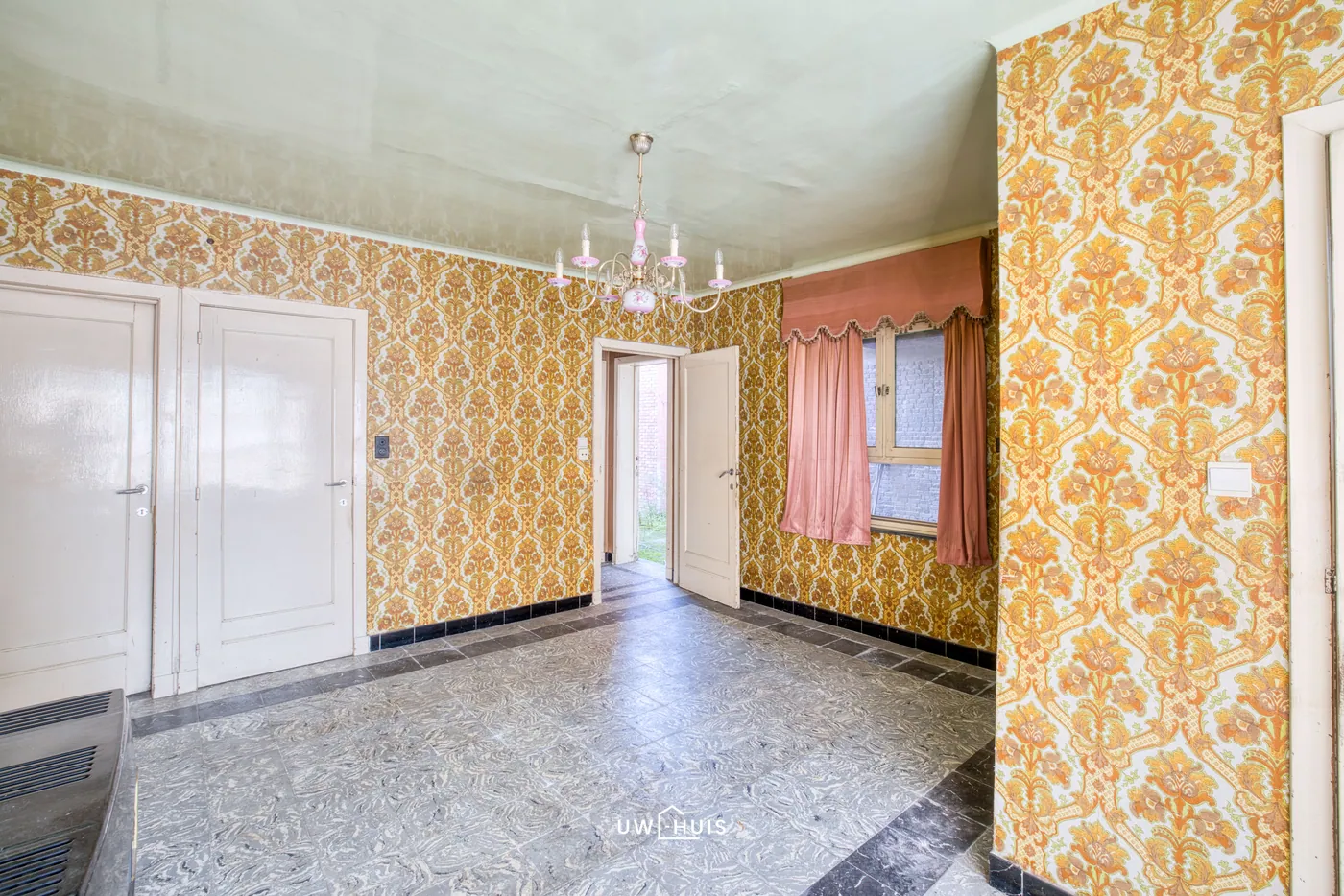 RUIM RENOVATIEPROJECT MET 508 M² GROND EN VEEL MOGELIJKHEDEN IN LOKEREN - foto 3