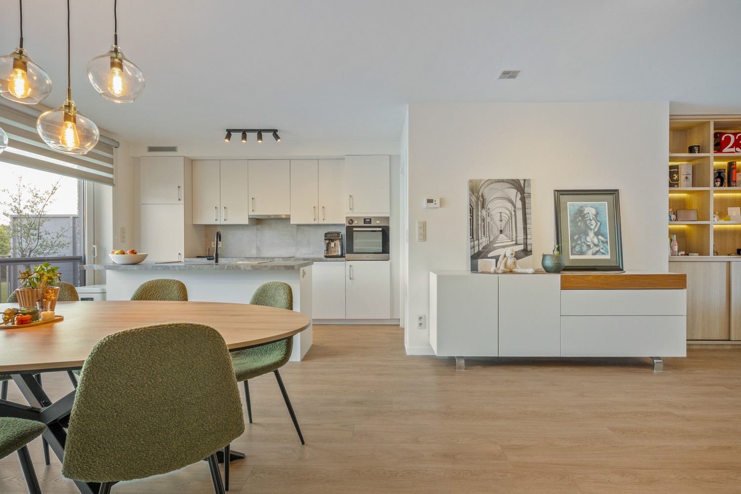 Recent ruim duplex appartement met 2 slpkrs en terras te Schriek - foto 4