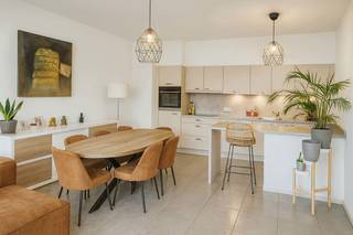 Op wandelafstand van de Markt: appartement met 2 slk - in een autovrije site midden in het groen (2,5 ha park) - mooi terras met...