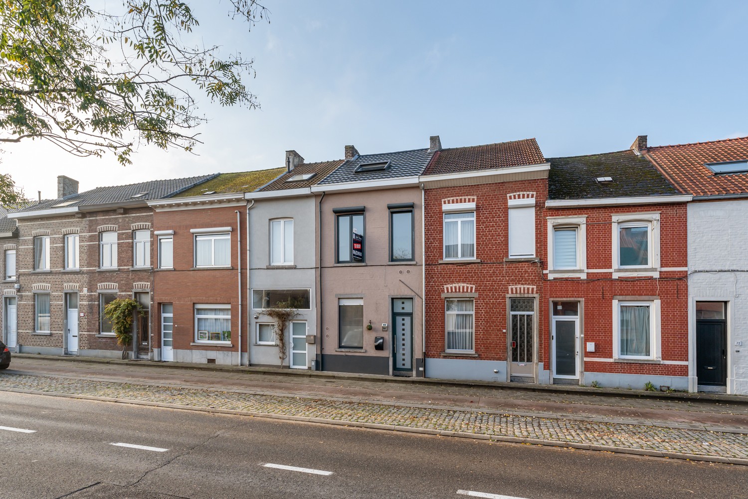Instapklare woning met 3 slaapkamers en gezellig stadstuintje te Leuven ! - photo 1