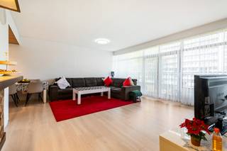 Interesse in dit mooi appartement met 2 slaapkamers en staanplaats?Bekijk de virtuele toer en maak via Livitas.be ONLINE je afspraak.Dit appartement...