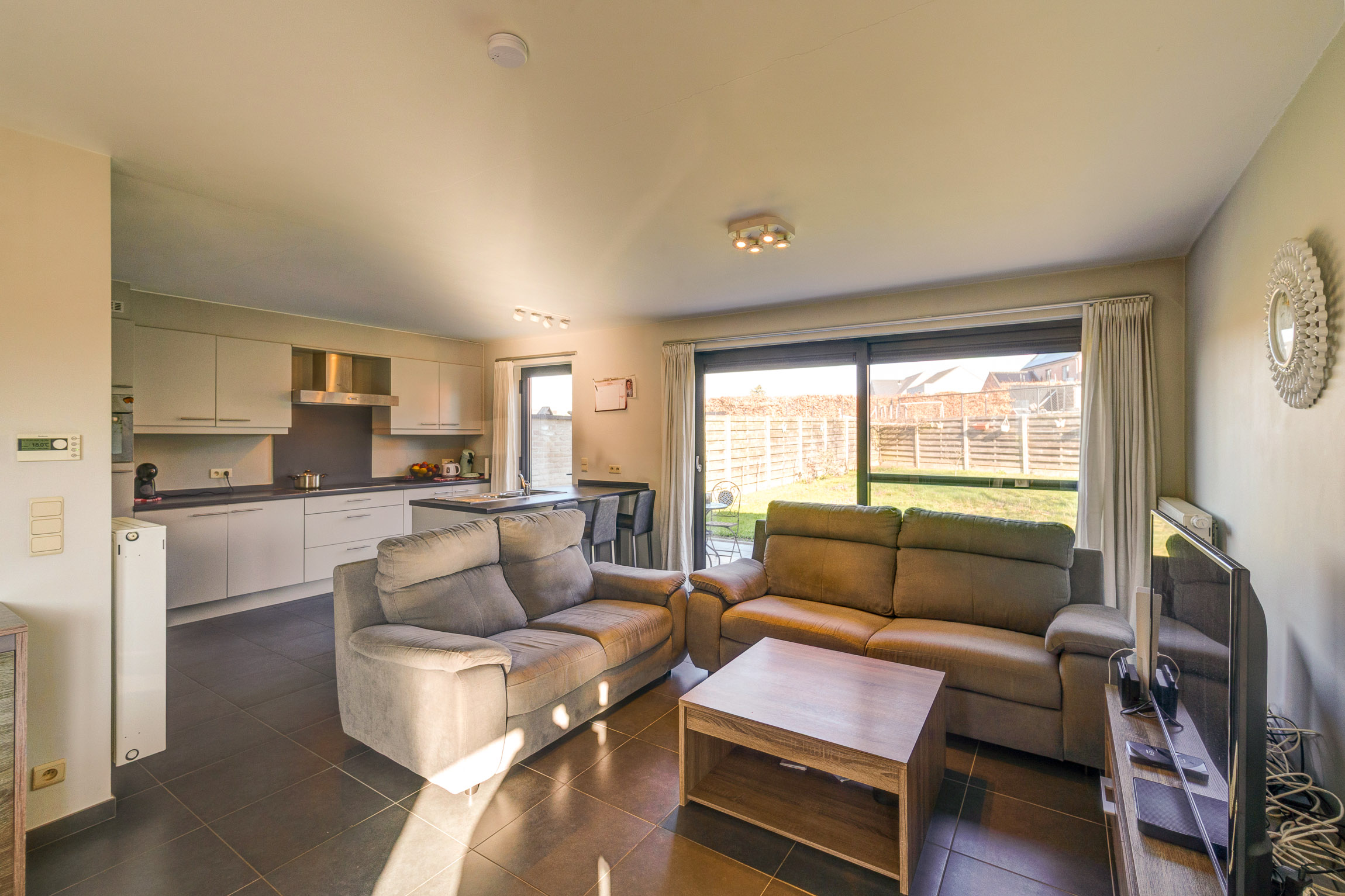 Halfopen bebouwing met mooie tuin en garage in Herselt - foto 4