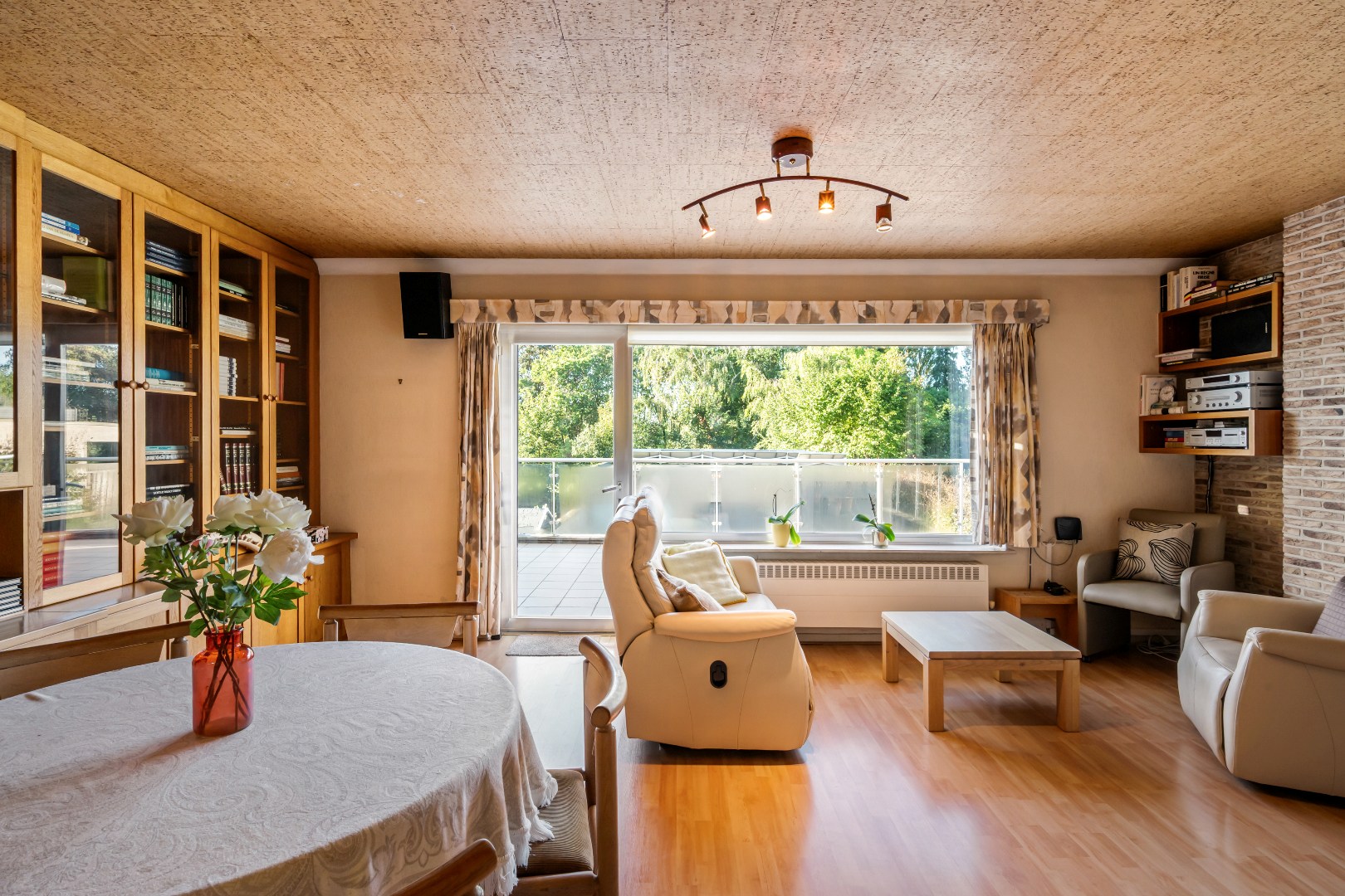 Apartment for sale in Sint-Niklaas with 2 bedrooms - photo 4