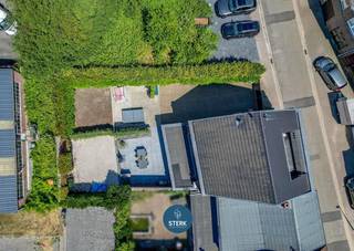 EIGENTIJDSE WONING (EPC LABEL A) MET MAASTRICHT BINNEN HANDBEREIK ! <br /><br />We vinden deze halfopen woning met een bewoonbare oppervlakte van 295 m² terug op een perceel van 2a 34ca in Smeermaas-Lanaken. <br /><br />Voor meer informatie, neem zeker een kijkje op onze website via de volgende link: <br />https://www.sterkvastgoedmakelaars.be/detail/te-koop-woning-lanaken/7607317?dosearch=True&flowstatus=ForSale,ForSaleReserved,ForSaleWithBid,ToCompleteForSale,SoldUnderReserve,Sold&pageindex=1&pagesize=12&searchpage=ForSale&sortdirection=DESC&sortfield=pub_flowstatus&transactiontype=Sale